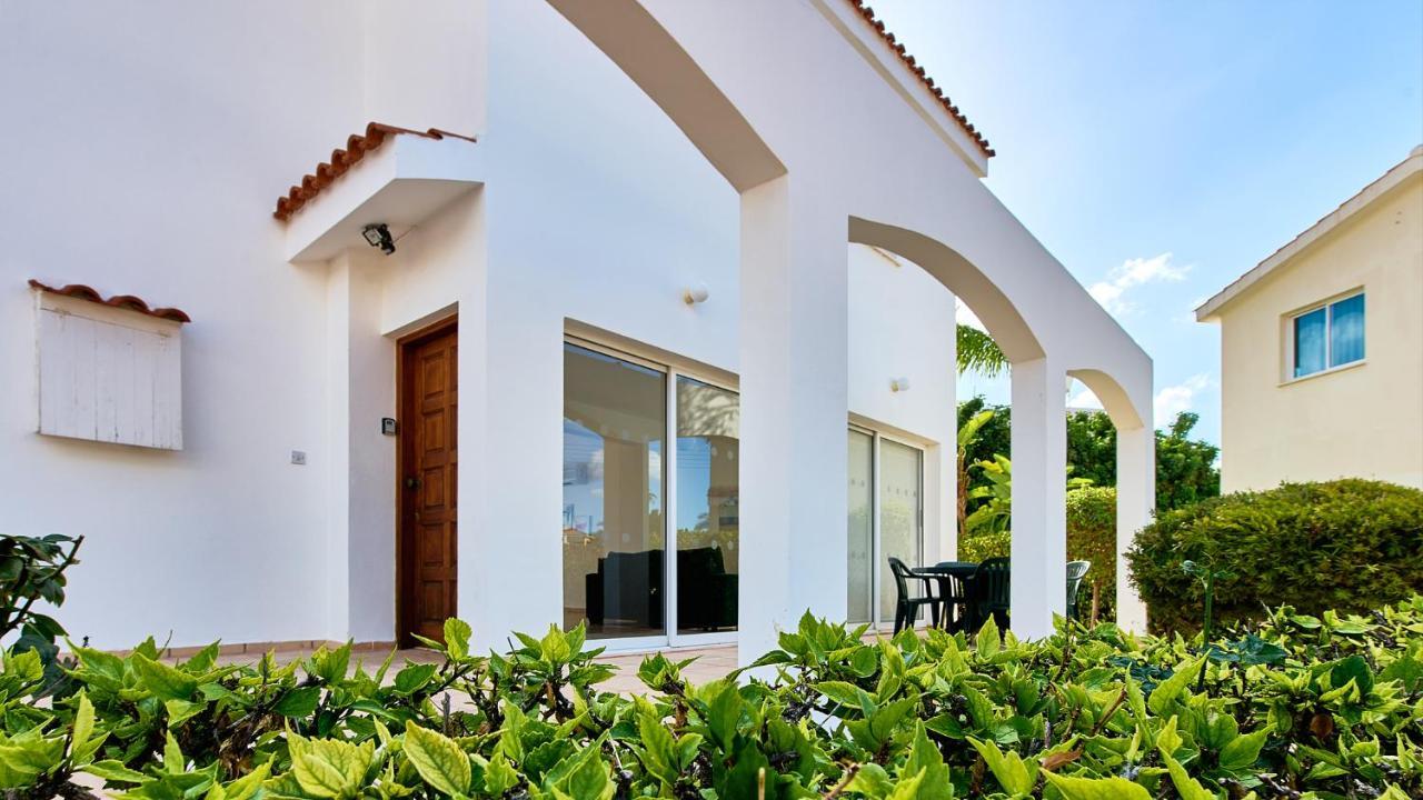 Villa Shiva By Ezoria Villas Coral Bay Luaran gambar