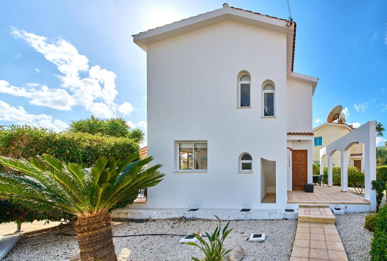 Villa Shiva By Ezoria Villas Coral Bay Luaran gambar